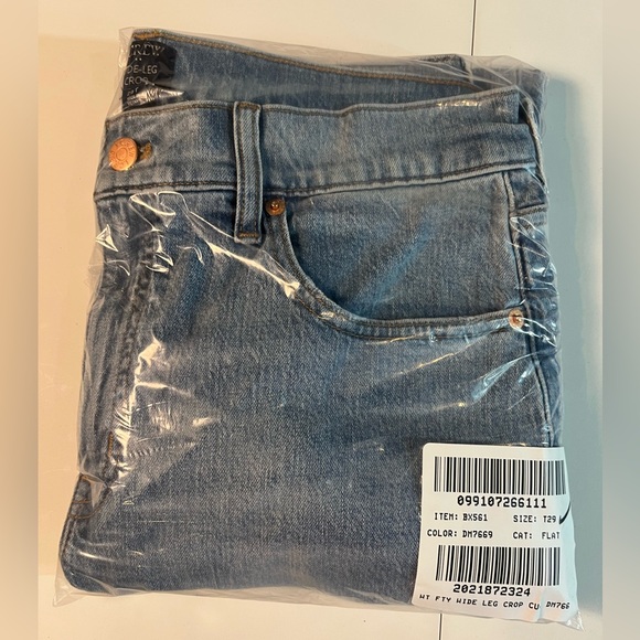 J.Crew Tall wide-leg cropped jean in all-day stretch - Picture 9 of 9